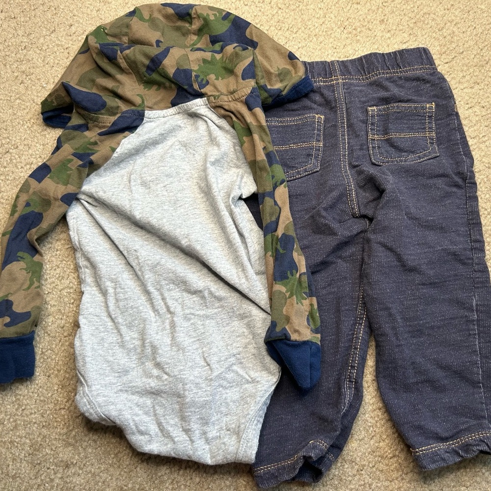 Carter's Camo Long Sleeve Outfit 18Months - Picture 4 of 4